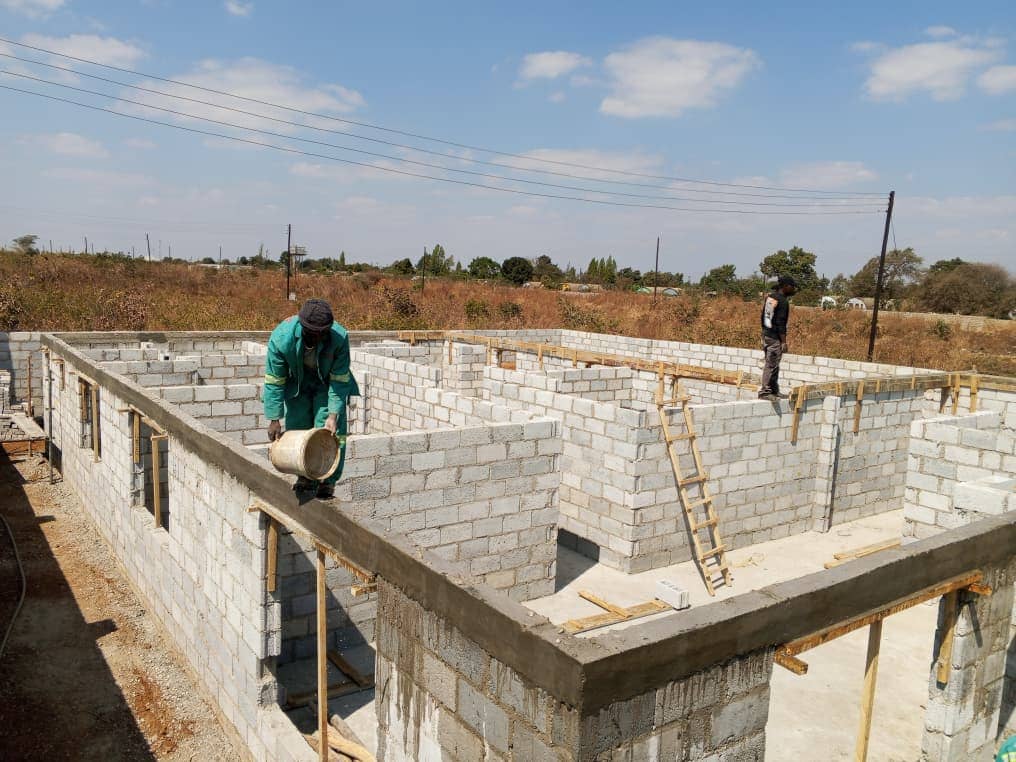 Lilayi House Structural Beam Alignment